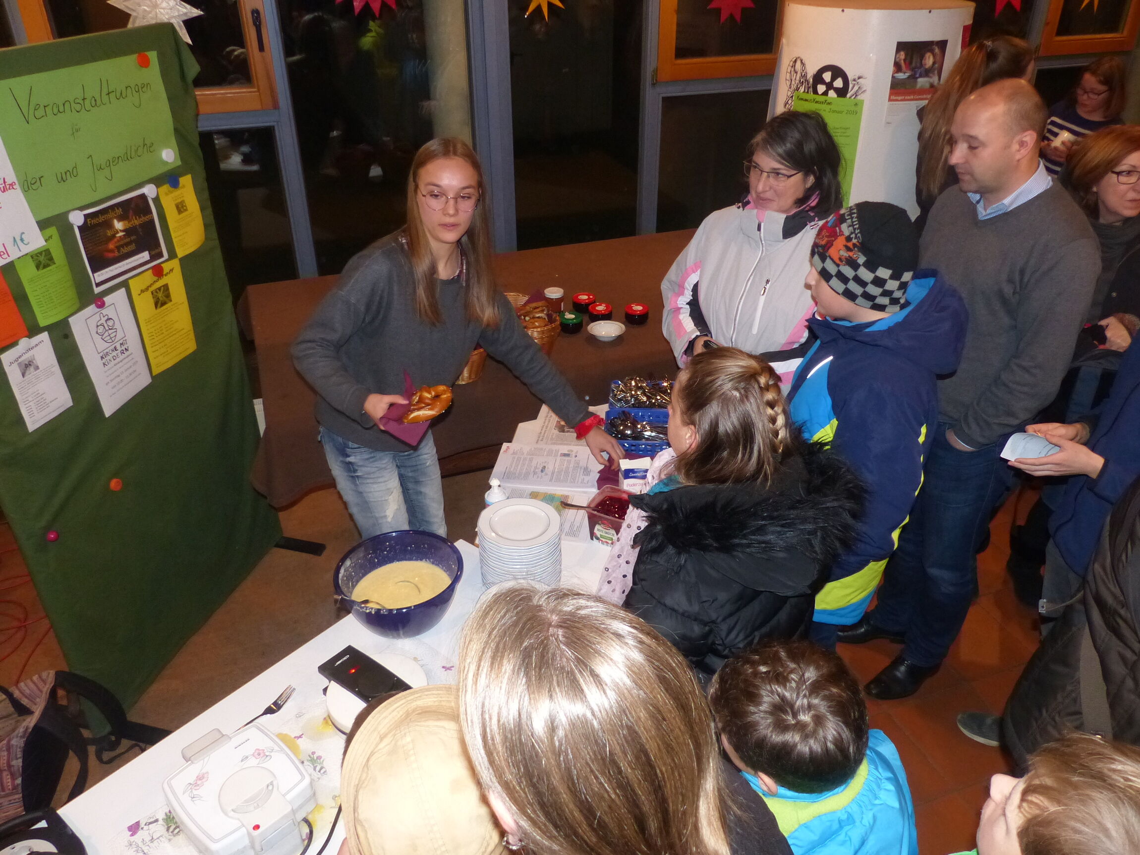 PMStNicolaiSarstedt_LichtvonBethlehem2018_Waffeln