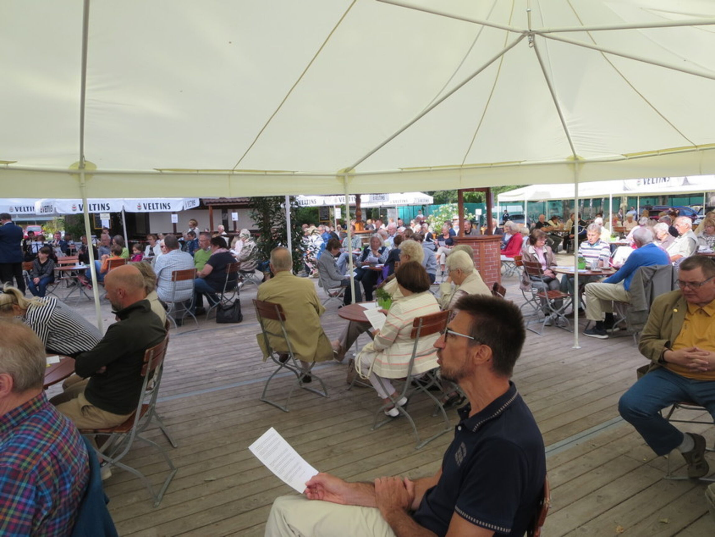OekumGD_Biergarten_1