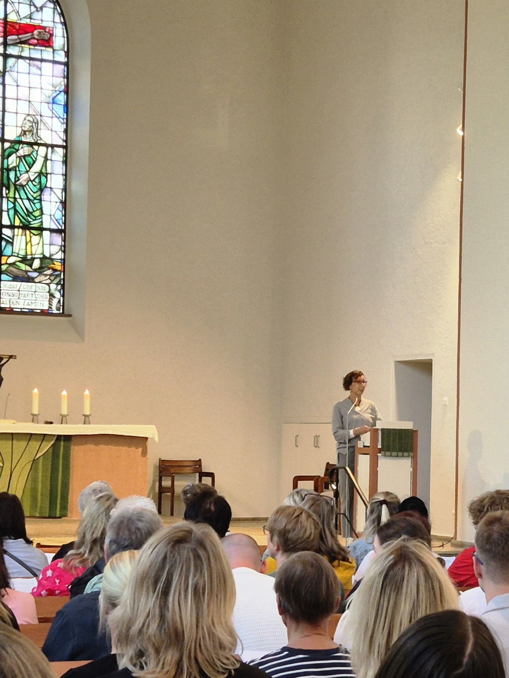 Kita, pädagogische Leitung, Gottesdienst