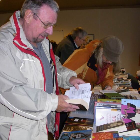 2013-11-17 Bücherflohmarkt 3