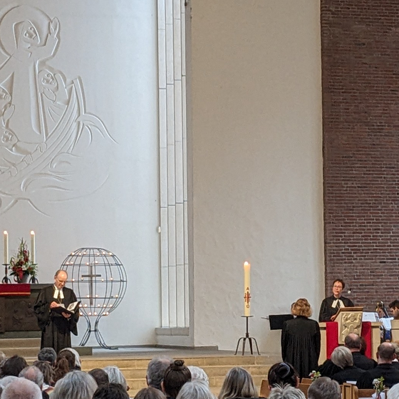 Verlesen der Urkunde