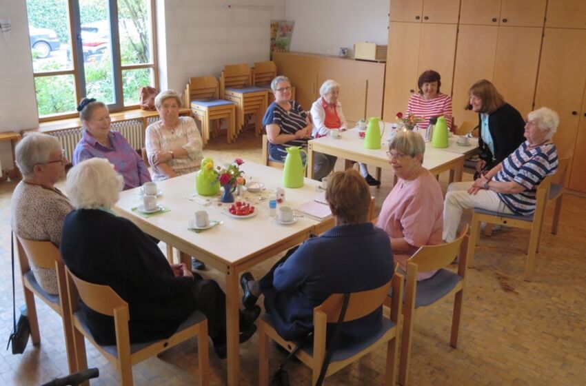 PM_StNicolaiSarstedt_Seniorenfruehstueck_15092021